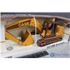 Image 3 : Ertl Case 668 Excavator & 621D Wheel Loader Toys
