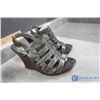 Image 8 : (3) Size 8 Ladies Shoes