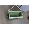 Image 2 : **Tonka Seed Spreader