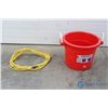 Image 1 : **Large Plastic Bucket w/Extension Cord