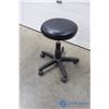 Image 2 : **Black Stool on Wheels