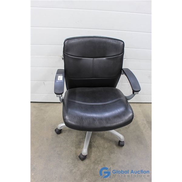 **Black Office Chair on Wheels