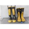 Image 1 : **(2) Pairs of Mens Steel Toe Rubber Boots - Size 7