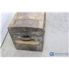 Image 2 : **Vintage Bowed Top Trunk