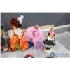 Image 2 : Souvenir Doll Collection
