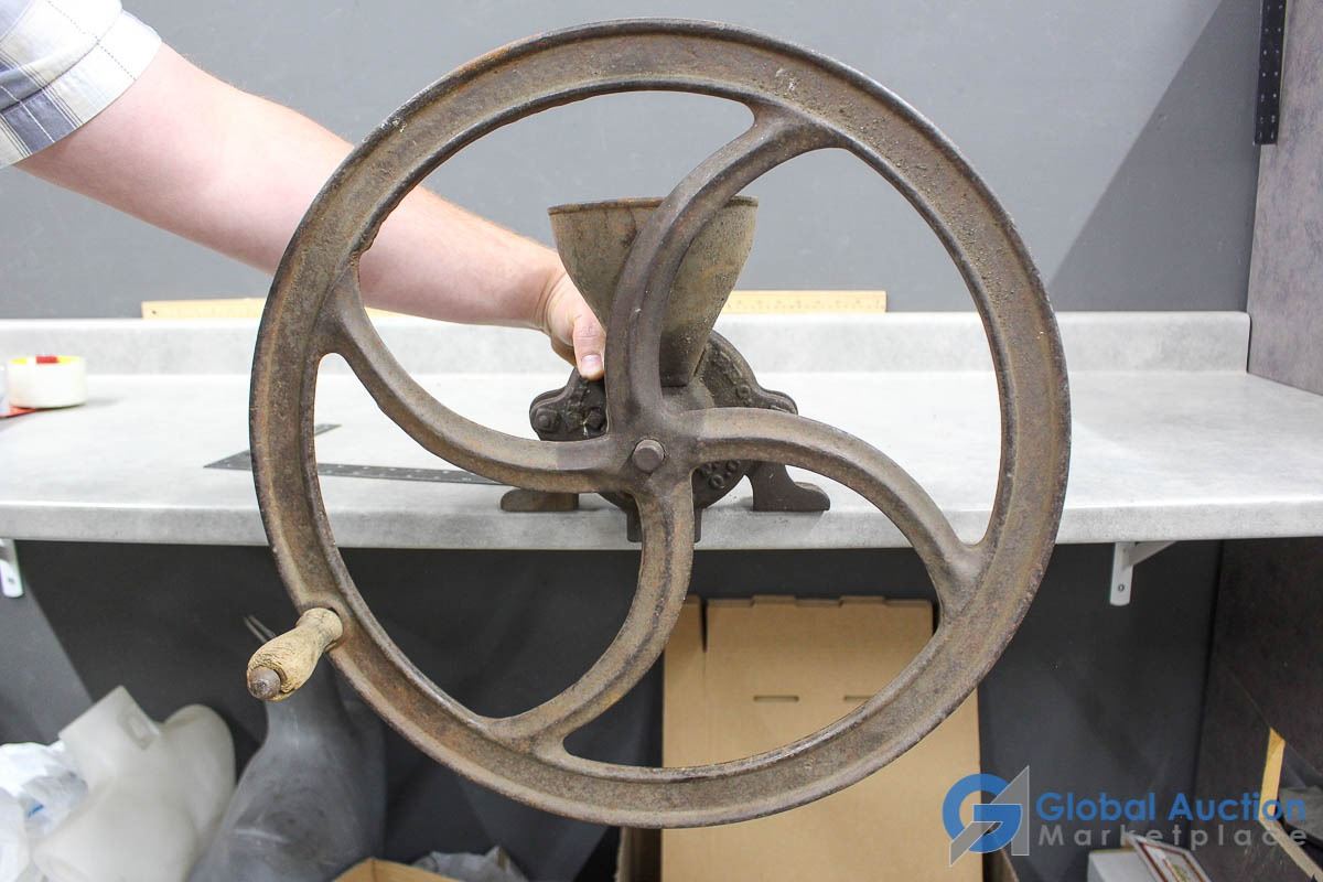 Antique Wilson Bros No. 0 Feed Mill