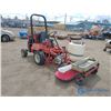 Image 6 : Toro 322-D w/Front Mounted Chemical Applicator