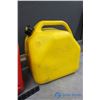 Image 7 : (3) Jerry Cans - 20, 10 & 5 Litres