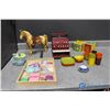 Image 1 : Assorted Toys