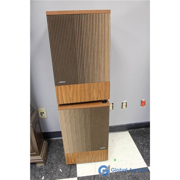 (**2) Vintage Bose Speakers