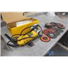 Image 1 : DeWalt Angle Grinder & Discs