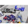 Image 8 : Assorted Toys - Transformers, Batman, Hulk