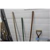 Image 5 : **(3) Hoes & Square Shovel