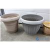 Image 5 : **Plastic & Ceramic Planters
