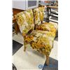 Image 2 : **(2) Vintage Chairs