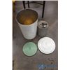 Image 1 : **Metal Garbage Can & Galvanized Gas Can