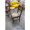 Image 4 : **(2) Wooden Chairs & Stool