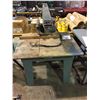 Image 3 : DEWALT 8" RADIAL ARM SAW WITH TABLE