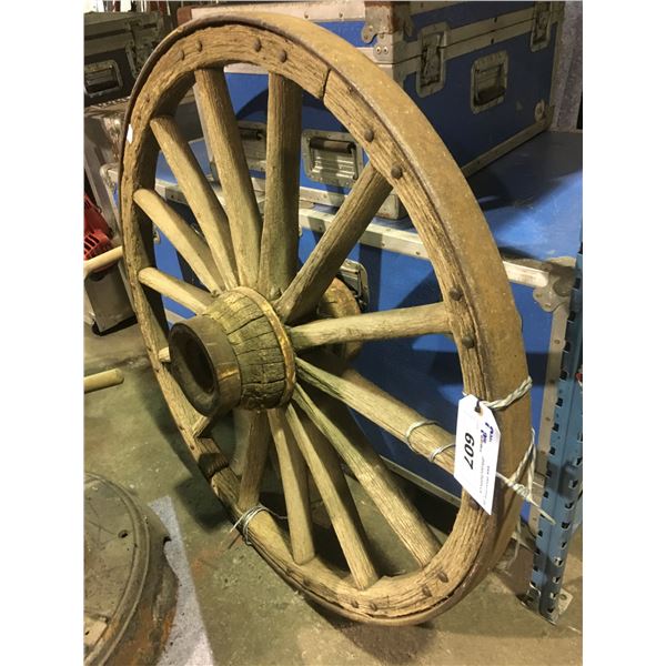 ANTIQUE WOODEN WAGON WHEEL antique-wooden-wagon-wheel
