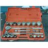 Image 1 : 16 PIECE HEAVY DUTY SOCKET WRENCH SET 3/4" DRIVE 7/8"-2"