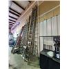 Image 2 : 2 - ALUMINUM 32' EXTENSION LADDERS (OFF TRACKS)