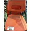 Image 2 : 15 ORANGE PLASTIC STACKABLE CHAIRS