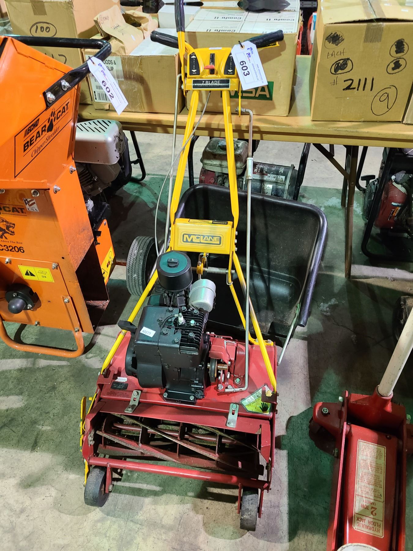 MCLANE 20-3RP-7 GAS POWERED 7 BLADE REEL WALK BEHIND LAWNMOWER