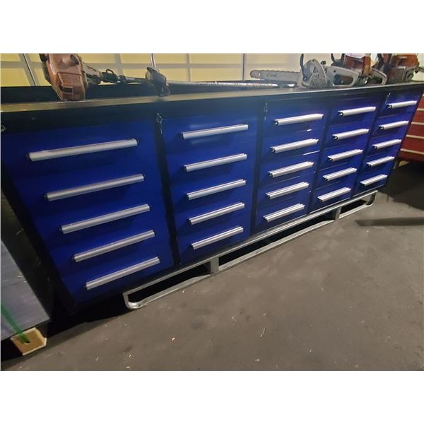 BLUE STEELMAN 25 DRAWER WORK BENCH H36  X W113  X D29  WITH ANTI-SLIP LINING