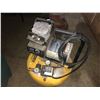 Image 2 : CAMPBELL HAUSFIELD 4 GALLON ELECTRIC AIR COMPRESSOR WITH HOSE