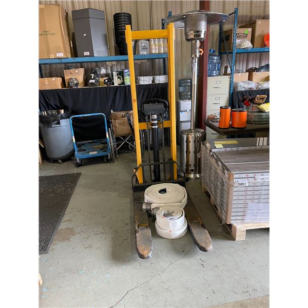 YELLOW VESTIL VHPS-2000-FF 2000LB CAPACITY 63  LIFT  HYDRAULIC PALLET STACKER