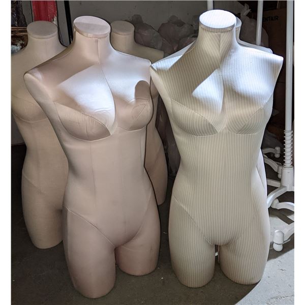 Huge lot of mannequins ( approx 15 with 5 stands)