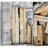 Image 1 : A pallet of stones