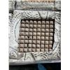 Image 1 : A pallet of Stone tiles (various colours) Approx. 360 pieces