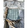 Image 1 : A pallet of Stone tiles (approx. 590 pieces)