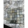 Image 1 : A pallet of Stone tiles (approx. 590 pieces)