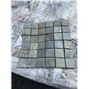 Image 1 : A pallet of Stone tiles (approx. 590 pieces)