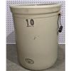 Image 2 : Medalta 10 gallon crock