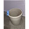 Image 2 : Medalta 1 gallon crock
