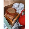 Image 8 : Lot of Assorted Household Goods