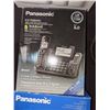 Image 2 : Lot of Phones and Perch Starter Kit