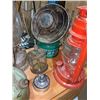 Image 3 : 3 vintage lamps and 1 vintage fan