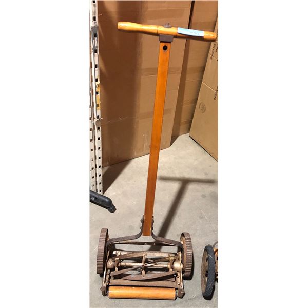 Vintage hand lawn mower