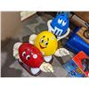 Image 8 : a lot of ceramic home decor and misc toys
