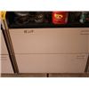 Image 1 : 4 DRAWER METAL CABINET (CONTENTS NOT INCLUDED)