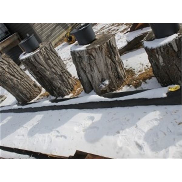 ROLL OF LANDSCAPE CLOTH (APPROX. 12' WIDE)