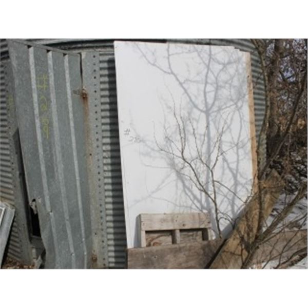 4 - 4' X 8' SHEETS OF PUCK BOARD C/W PLYWOOD