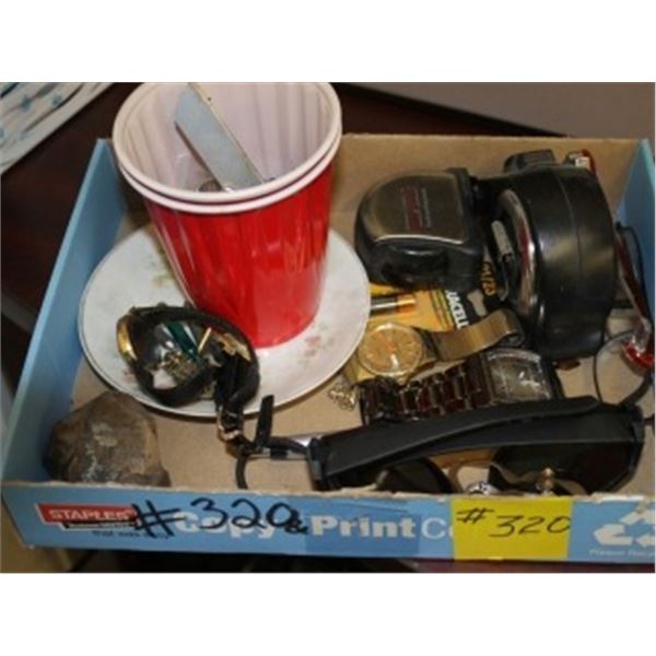 BOX OF TOQUES, GLOVES, GOGGLES