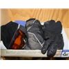 Image 1 : BOX OF GLOVES, TOQUES & GOGGLES