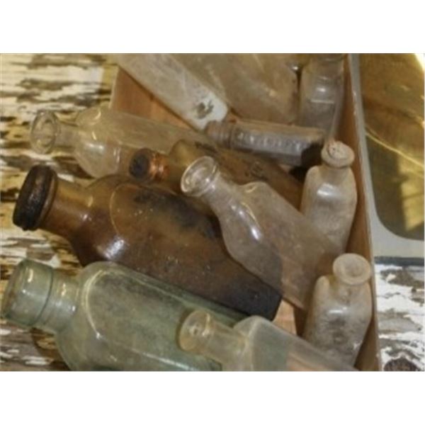 ASSORTED ANTIQUE BOTTLES