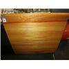 Image 1 : BEECH WOOD COUNTER TOP (36" X 36")